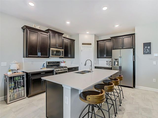 1055 OAK BLUFF DRIVE, Davenport, FL 33837