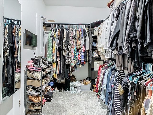 1055 OAK BLUFF DRIVE, Davenport, FL 33837