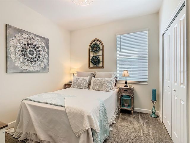 1055 OAK BLUFF DRIVE, Davenport, FL 33837