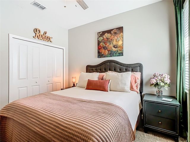 1055 OAK BLUFF DRIVE, Davenport, FL 33837