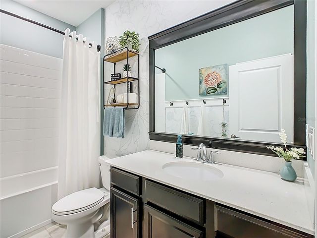 1055 OAK BLUFF DRIVE, Davenport, FL 33837