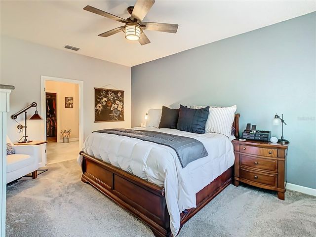 1055 OAK BLUFF DRIVE, Davenport, FL 33837