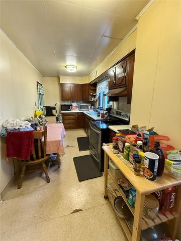 544 Pearl St, Brownsville, PA 15417