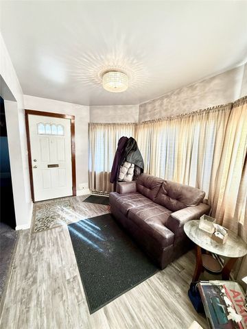 544 Pearl St, Brownsville, PA 15417