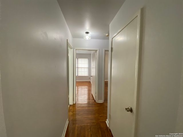 242 Fennel, San Antonio, TX 78213