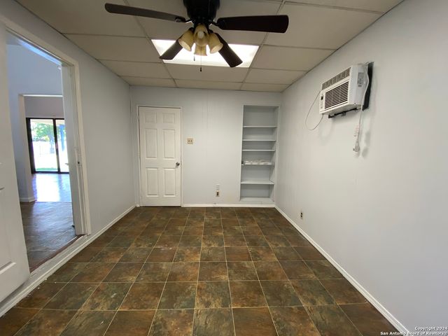 242 Fennel, San Antonio, TX 78213