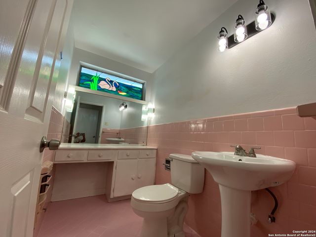 242 Fennel, San Antonio, TX 78213