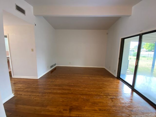 242 Fennel, San Antonio, TX 78213