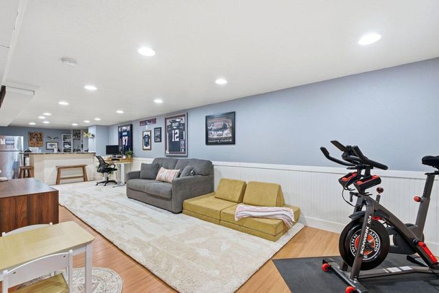 N85W15153 MacArthur DRIVE, Menomonee Falls, WI 53051