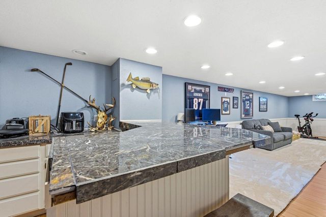 N85W15153 MacArthur DRIVE, Menomonee Falls, WI 53051