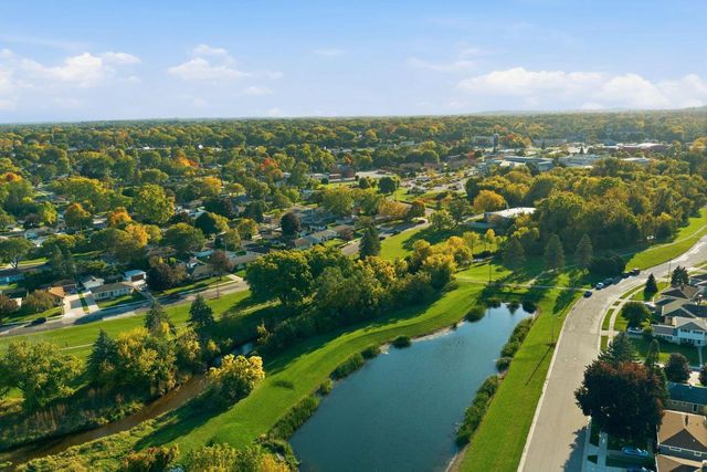 N85W15153 MacArthur DRIVE, Menomonee Falls, WI 53051