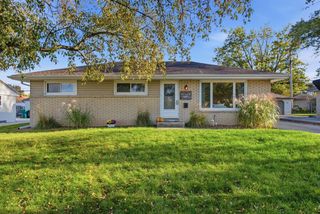 N85W15153 MacArthur DRIVE, Menomonee Falls, WI 53051