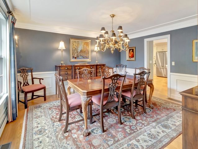 4 Wagon Wheel Rd, North Attleboro, MA 02760