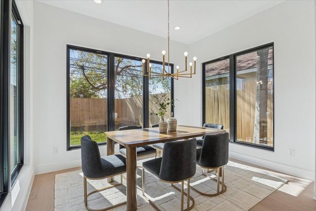 1225 Du Barry Lane, Houston, TX 77018