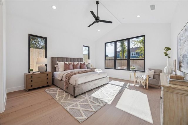 1225 Du Barry Lane, Houston, TX 77018