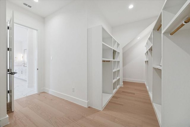 1225 Du Barry Lane, Houston, TX 77018