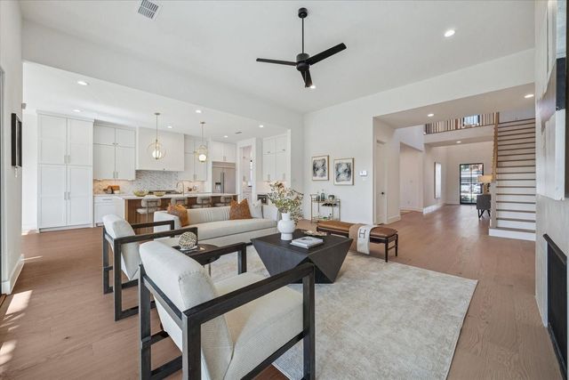 1225 Du Barry Lane, Houston, TX 77018