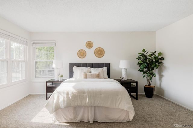 1562 S Spruce Street, Denver, CO 80231