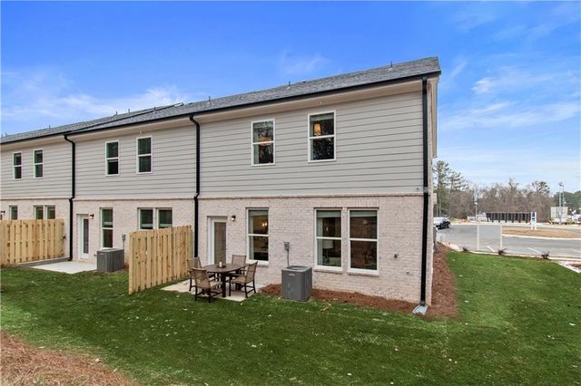 620 Treasure Drive, Stockbridge, GA 30281