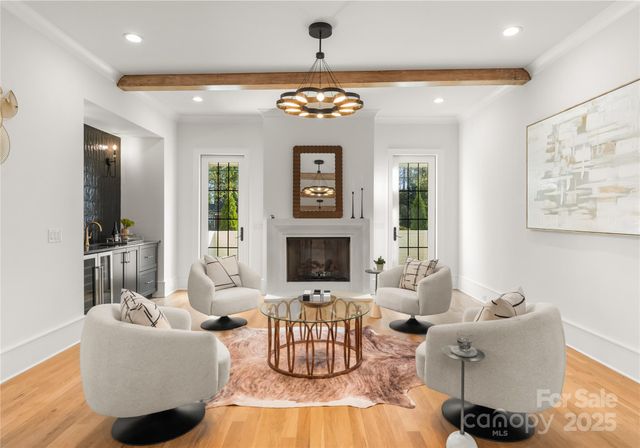 4142 Pineview Road, Charlotte, NC 28211