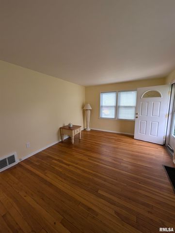 3129 N PARISH Avenue, Peoria, IL 61604