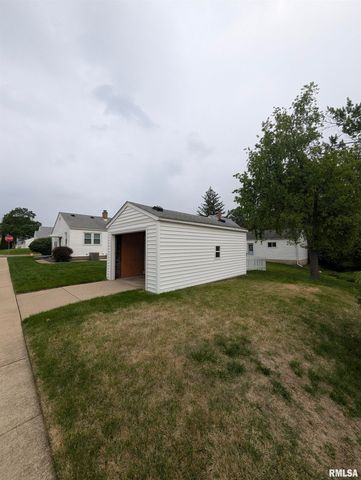 3129 N PARISH Avenue, Peoria, IL 61604