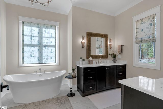 2 Cherokee Rose Trail, Marietta, SC 29661