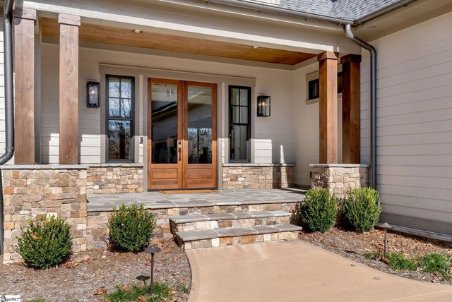 2 Cherokee Rose Trail, Marietta, SC 29661