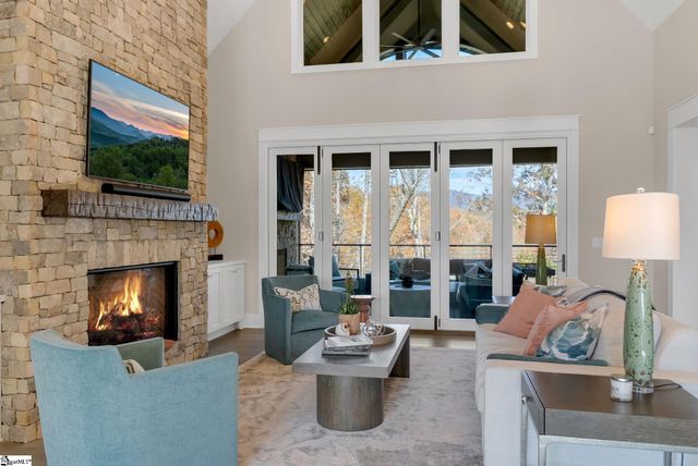 2 Cherokee Rose Trail, Marietta, SC 29661