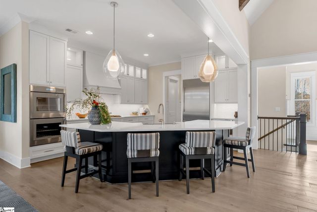 2 Cherokee Rose Trail, Marietta, SC 29661