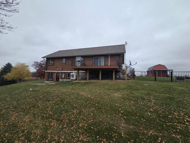 2040 275th Avenue, Luck, WI 54853