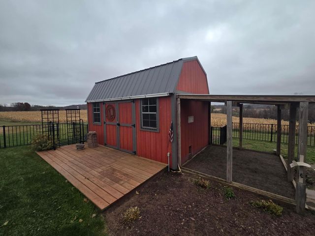 2040 275th Avenue, Luck, WI 54853