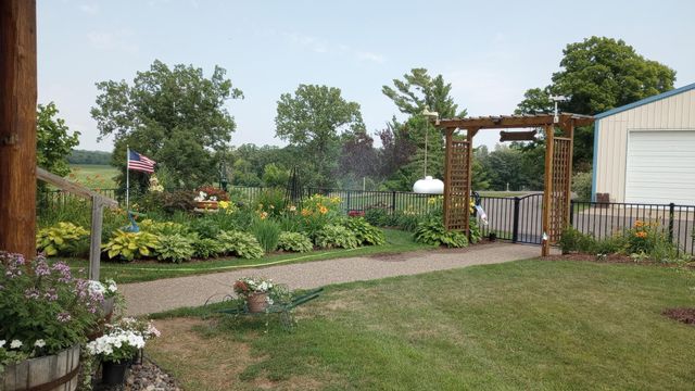 2040 275th Avenue, Luck, WI 54853