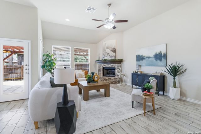 7611 Goldstrike, San Antonio, TX 78254