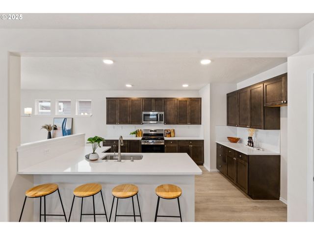 5150 Holly, Springfield, OR 97478