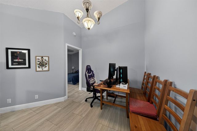 204 Lincoln Court 204, Deerfield Beach, FL 33442