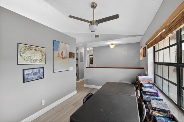 204 Lincoln Court 204, Deerfield Beach, FL 33442