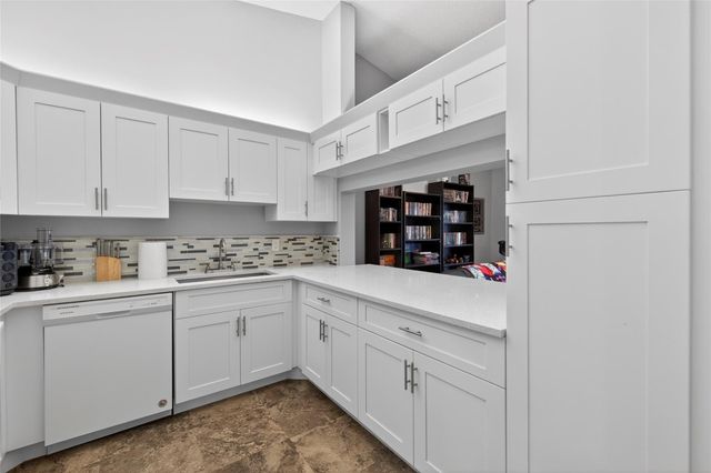 204 Lincoln Court 204, Deerfield Beach, FL 33442