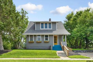 3401 Arbor Street, Omaha, NE 68105