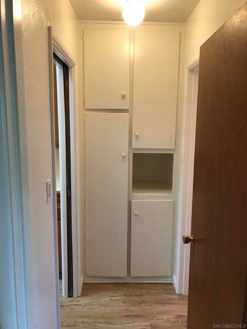 3035 Macaulay, San Diego, CA 92106