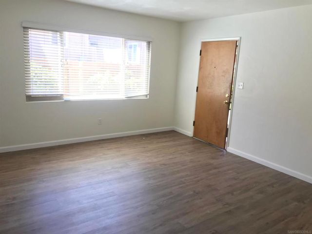 3035 Macaulay, San Diego, CA 92106