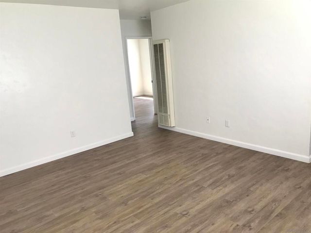 3035 Macaulay, San Diego, CA 92106