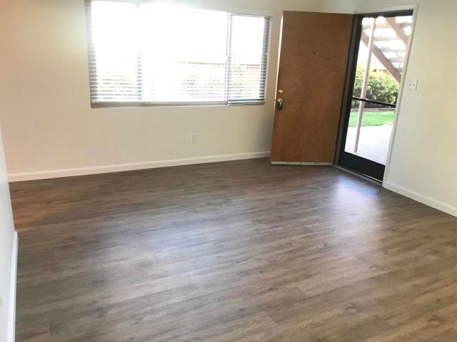 3035 Macaulay, San Diego, CA 92106