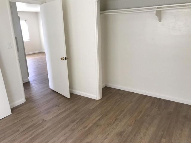 3035 Macaulay, San Diego, CA 92106