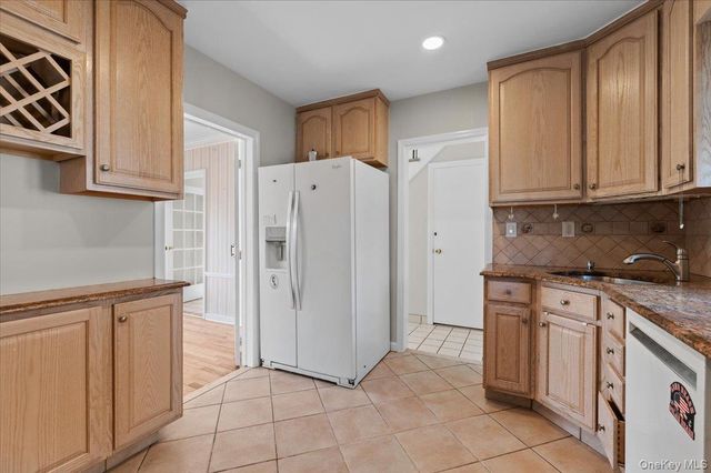 530 Washington Boulevard, Long Beach, NY 11561
