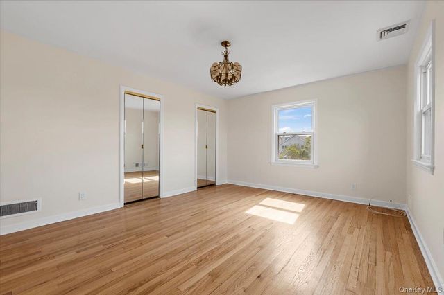530 Washington Boulevard, Long Beach, NY 11561