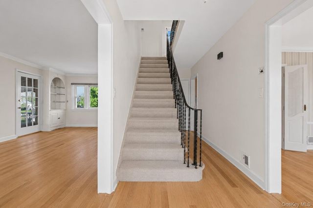 530 Washington Boulevard, Long Beach, NY 11561