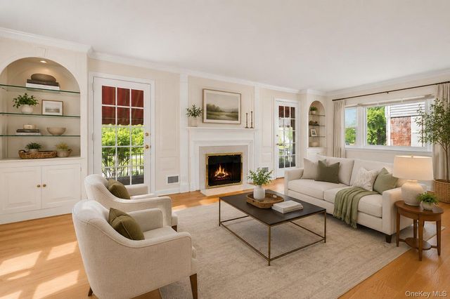 530 Washington Boulevard, Long Beach, NY 11561