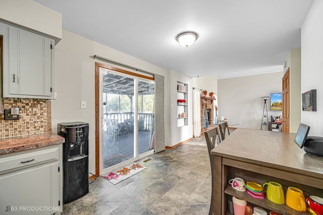 3207 Longford Drive, Joliet, IL 60431