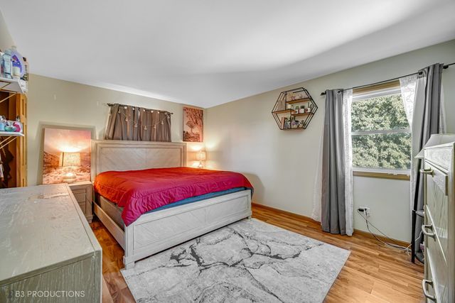 3207 Longford Drive, Joliet, IL 60431